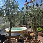 - Boutique Design In * Dessau-Rosslau