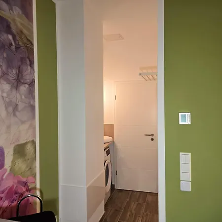 - Klimaanlage Whirpool Panoramafenster 5 Personen Kulturdenkmal *