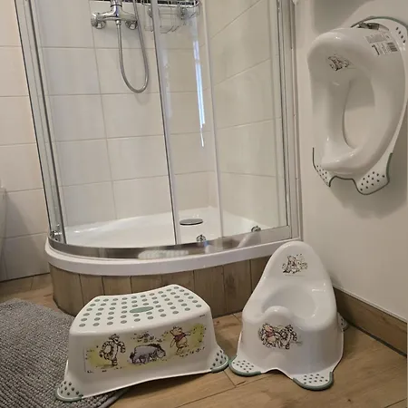 - Klimaanlage Whirpool Panoramafenster 5 Personen Kulturdenkmal * Dessau-Rosslau