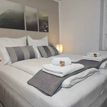 Apart Studio Suites Dessau-Roslau - Boutique Design Im Kulturdenkmal - Voll Ausgestattet - Kostenloses Parken Und Wlan - Zentral Und Ruhig - Hundefreundlich - Familie - Paare - Long Stay Und Business شقة