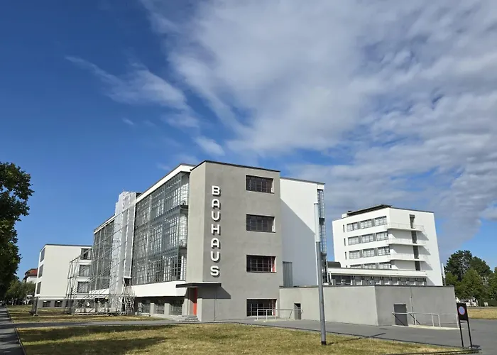 - Boutique Design In * Dessau-Rosslau