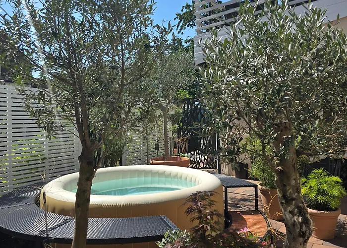 - Boutique Design In * Dessau-Rosslau